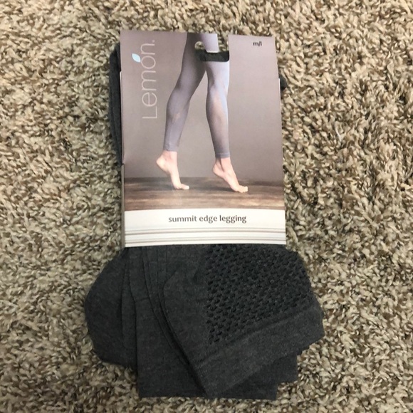 LEMON Pants - Lemon ๐ Summit Edge Leggings Size M/L Grey Soft! LEMON Pants - Lemon ๐ Summit Edge Leggings Size M/L Grey Soft!